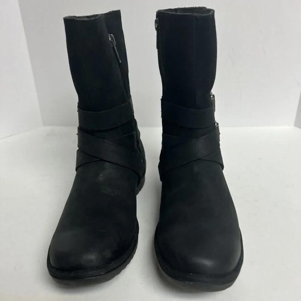 UGG Women's Lorna, Black Fashion Boots, Size 5 M